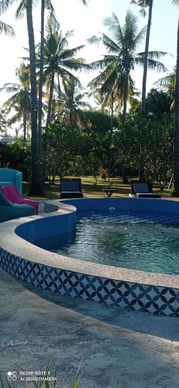 Amigos Bungalows Gili Meno Esterno foto